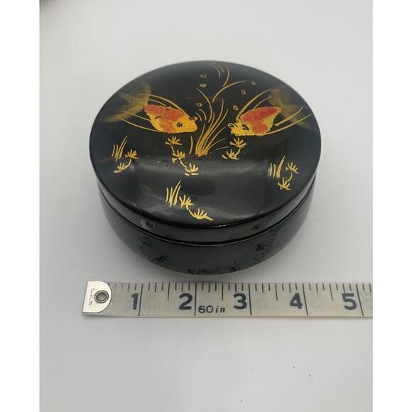 Vintage Black Lacqer Over Porcelain Hand painted Goldfish / Koi Trinket Box - Picture 6 of 6